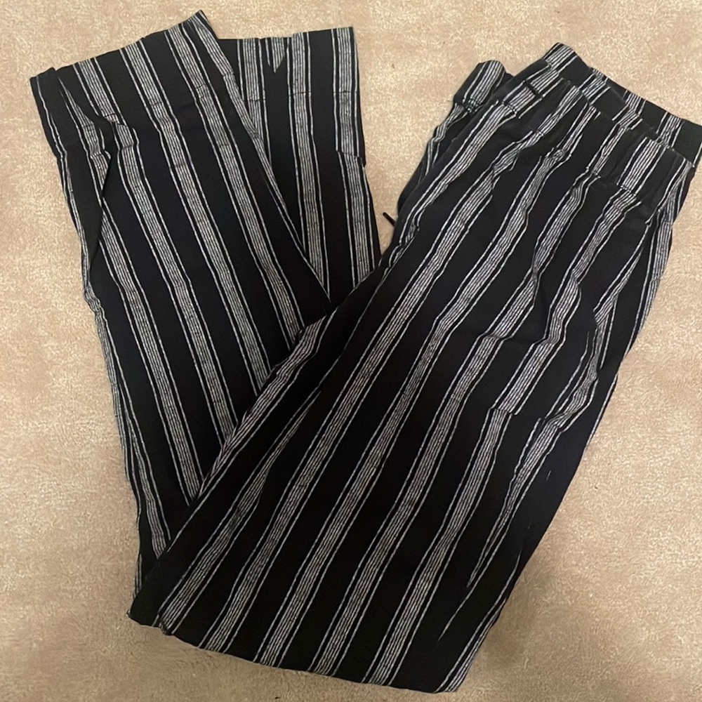 Brandy Melville Navy striped pant